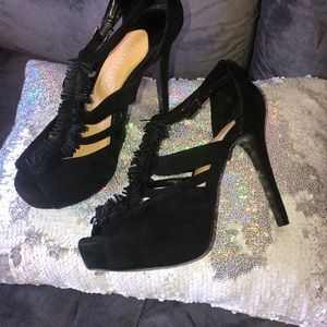 Black platform dressy heels